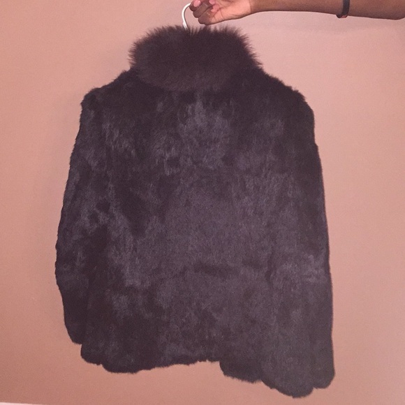 Luxurious Rabbit Fur - Picture 2 of 3